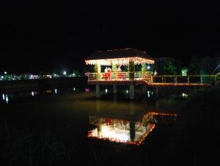 The Amrapalli Resort